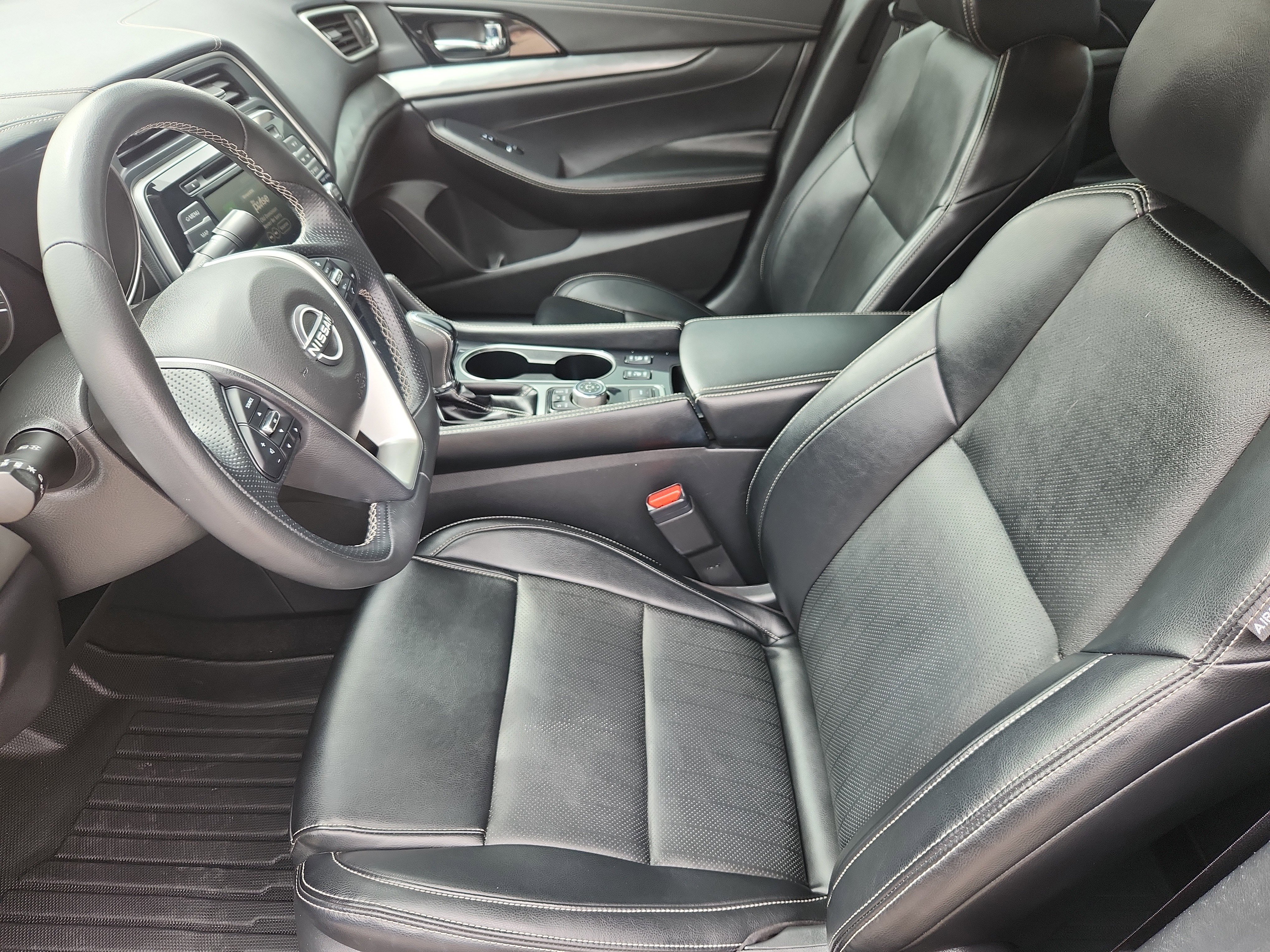 Used 2023 Nissan Maxima SV w/ Floor Mat Group FWD image 7