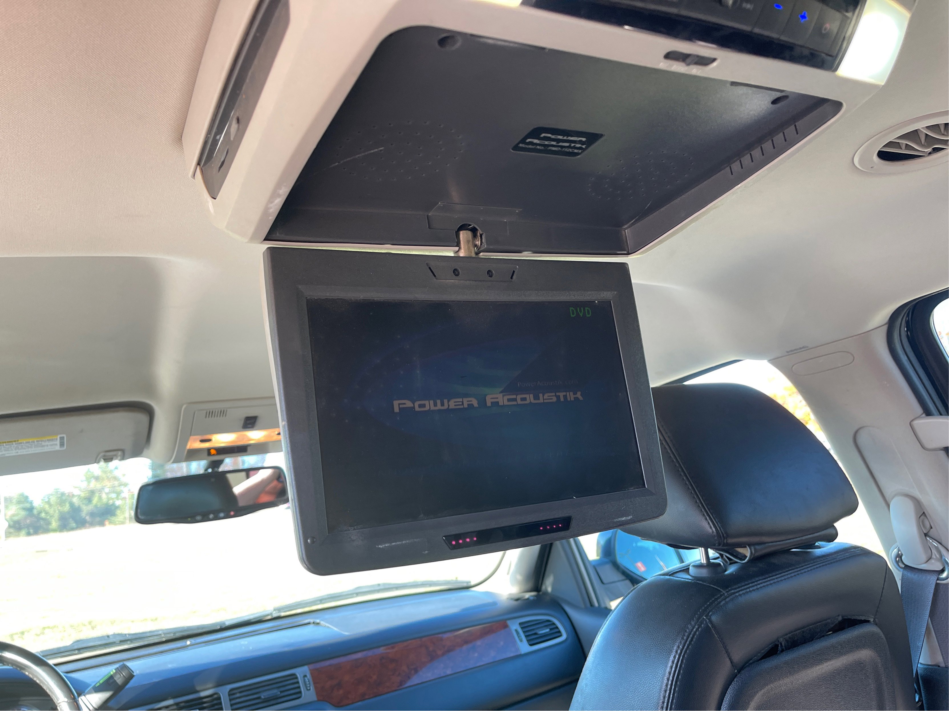 Used 2011 GMC Yukon SLT image 40