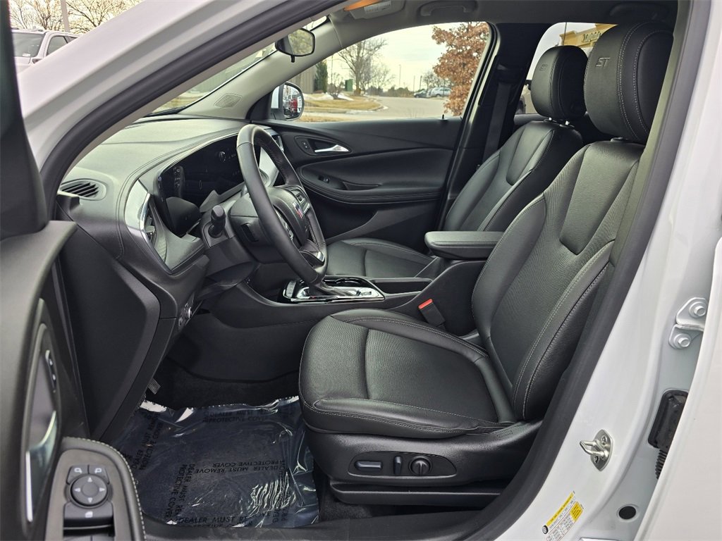 Certified 2024 Buick Encore GX Sport Touring w/ Comfort Package image 13