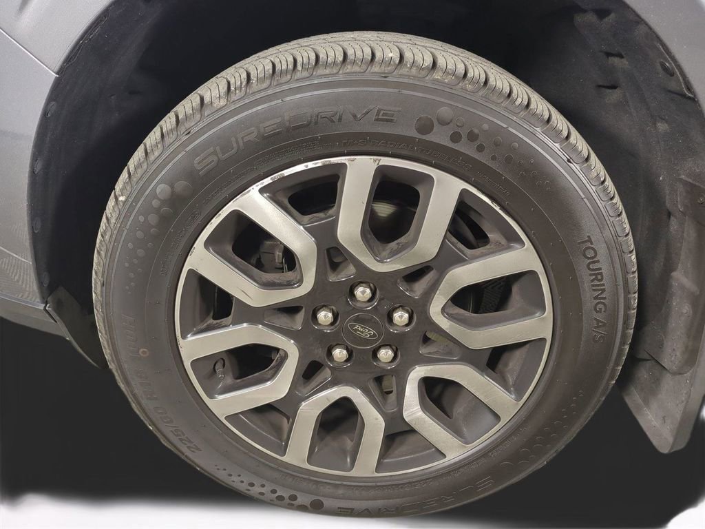 Used 2022 Ford Maverick Lariat w/ Lariat Luxury Package image 11