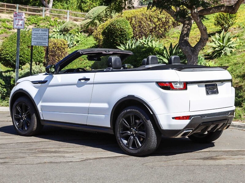 Used 2017 Land Rover Range Rover Evoque HSE Dynamic AWD/4WD image 3