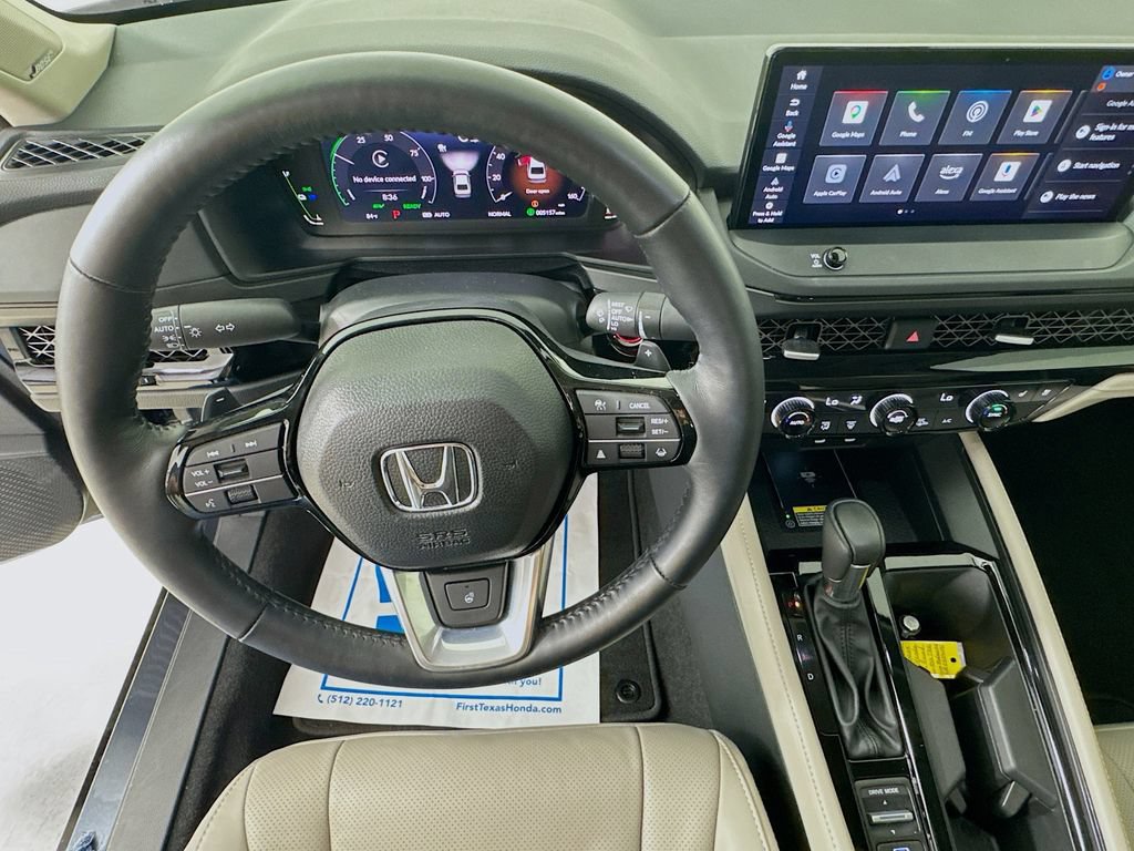Used 2025 Honda Accord Touring image 14