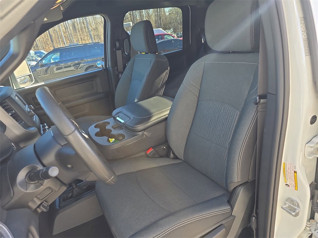 New 2024 RAM 2500 Tradesman w/ Chrome Appearance Group image 16