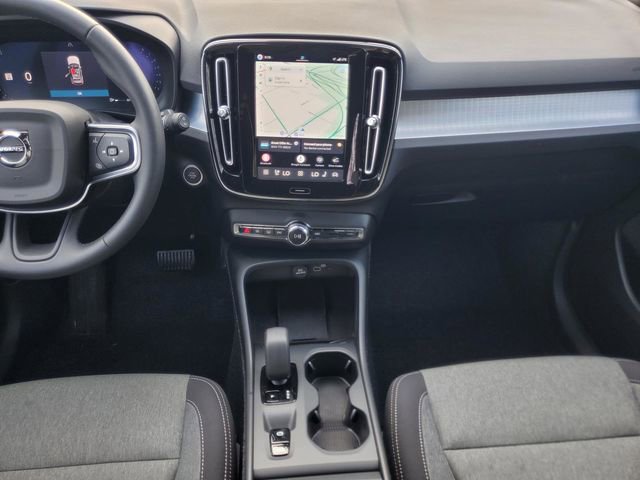 Certified 2026 Volvo XC40 B5 Core w/ Climate Package AWD/4WD image 30