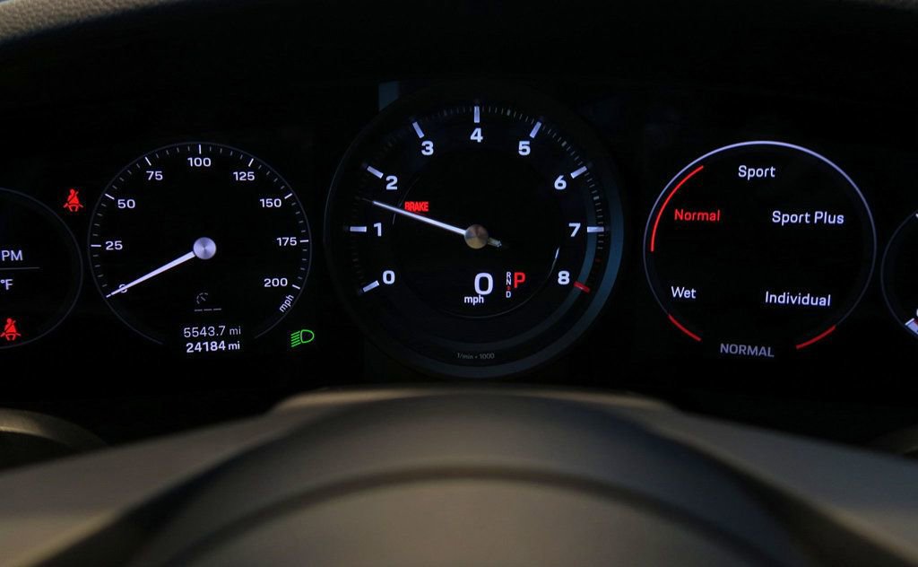 Used 2022 Porsche 911 Carrera image 15