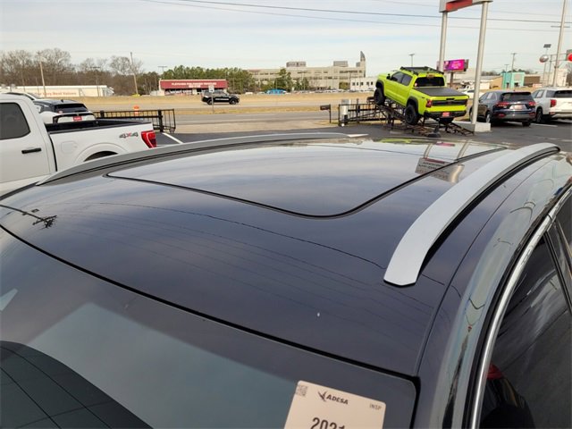 Used 2021 Volkswagen Atlas Cross Sport SEL Premium image 9