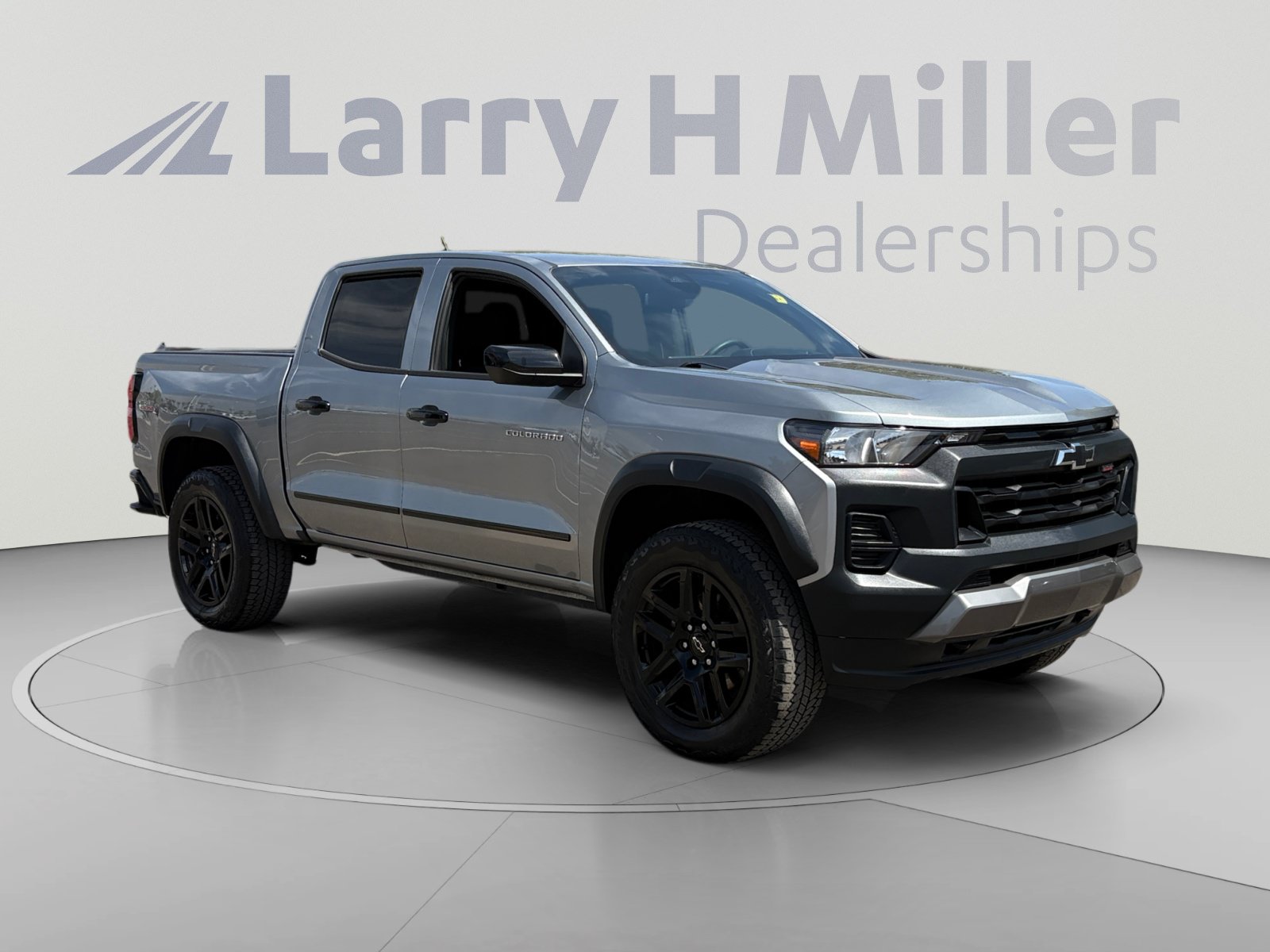 Used 2023 Chevrolet Colorado Trail Boss w/ Advanced Trailering Package AWD/4WD image 7