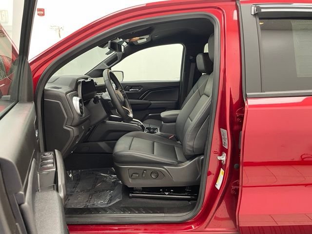 Used 2024 Chevrolet Colorado LT w/ LT Convenience Package III AWD/4WD image 8