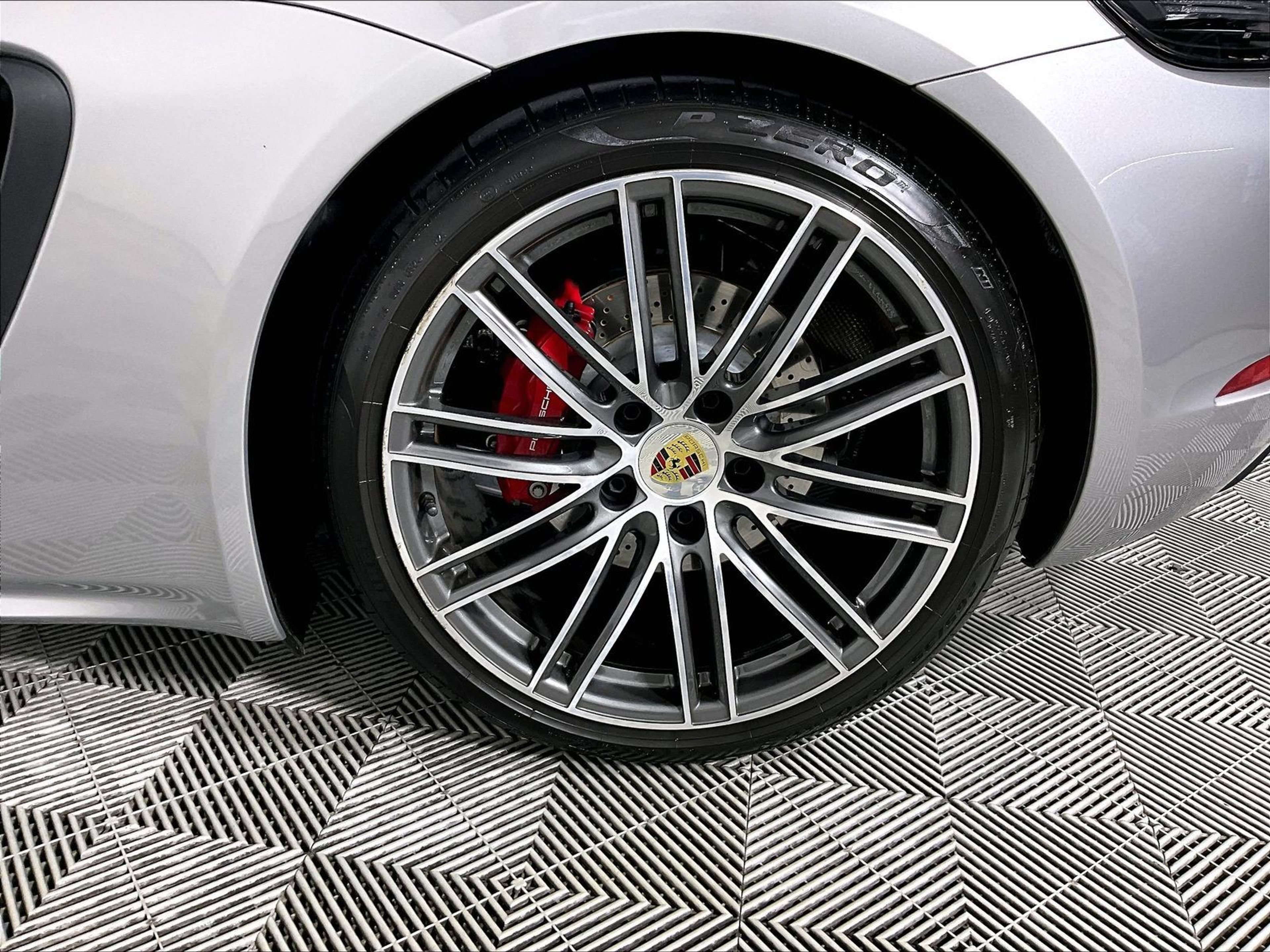 Used 2025 Porsche 718 Boxster GTS RWD image 28