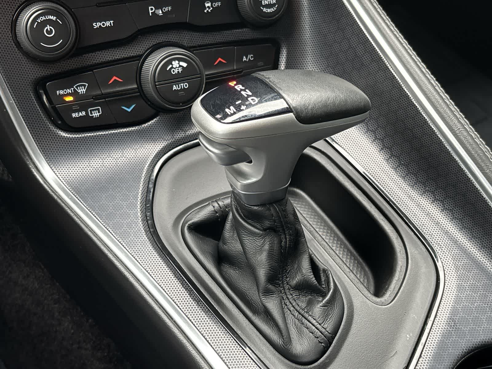 Certified 2018 Dodge Challenger R/T Plus RWD image 28