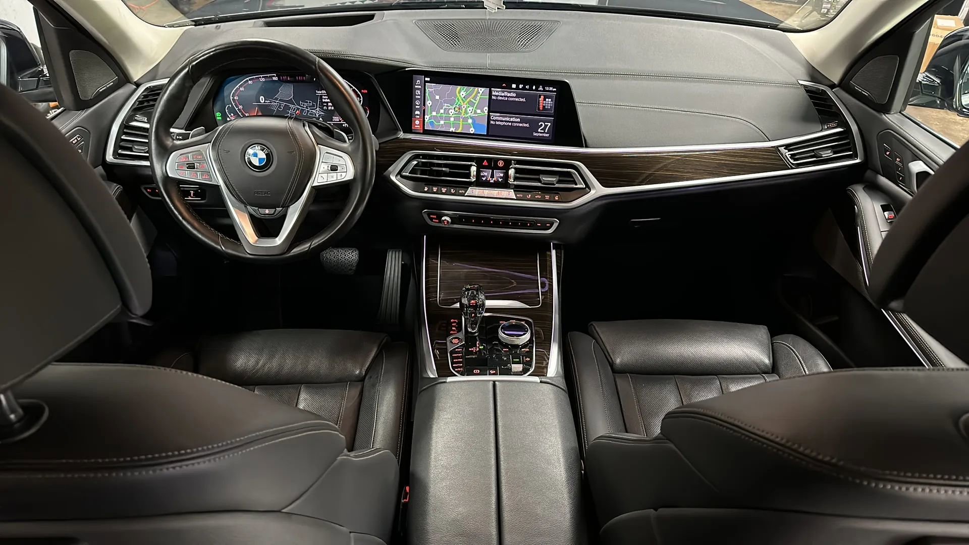 Used 2019 BMW X7 xDrive50i w/ Premium Package image 27
