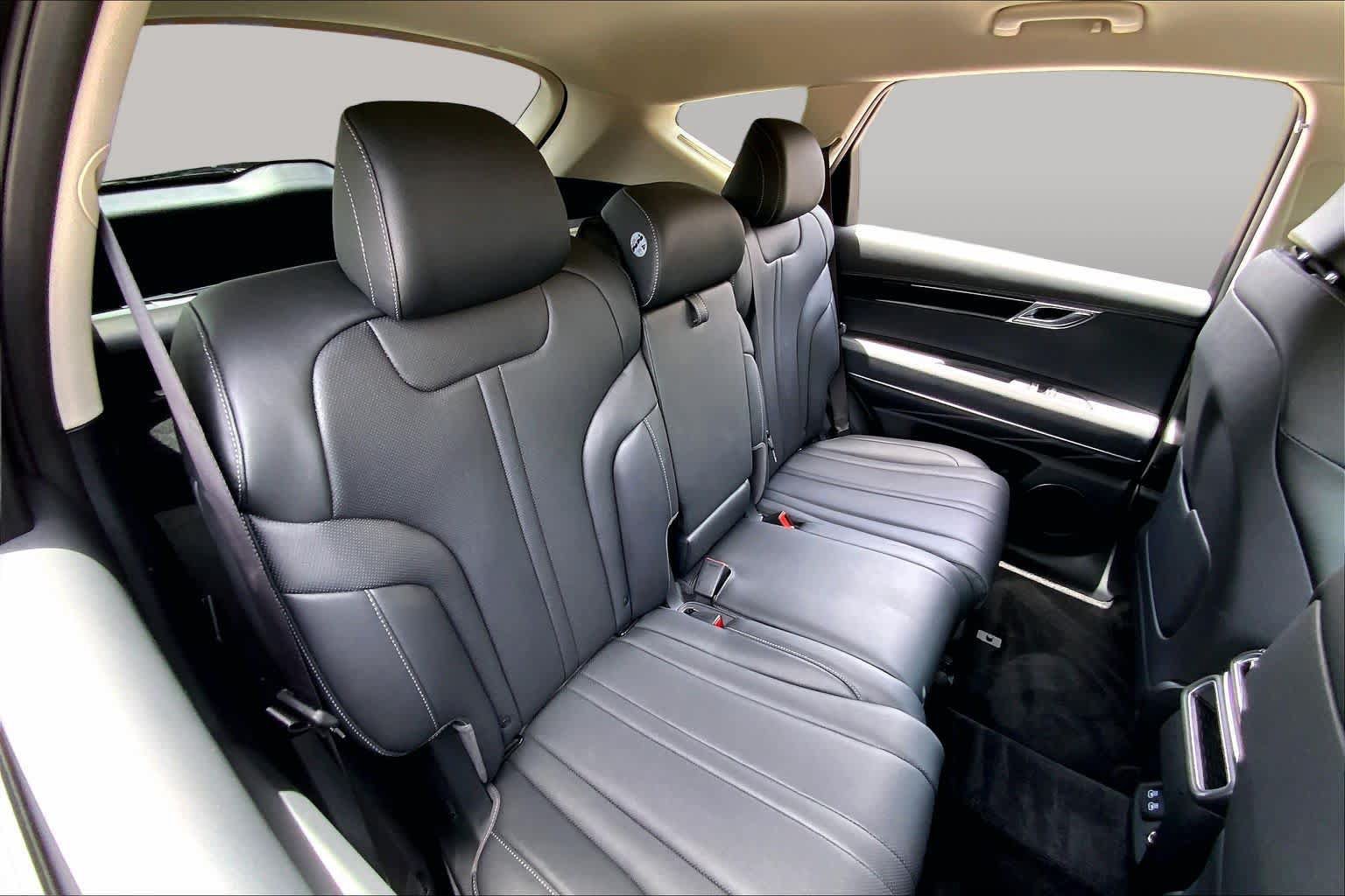 Used 2026 Genesis GV80 2.5T AWD/4WD image 19