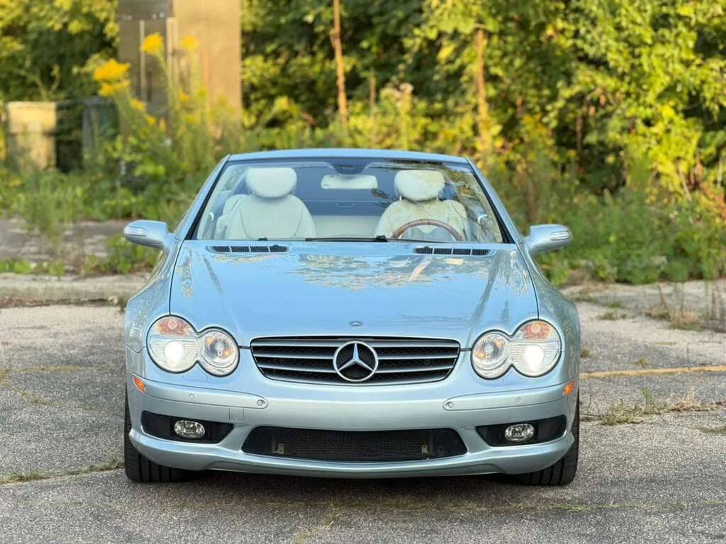 Used 2005 Mercedes-Benz SL 500 image 2