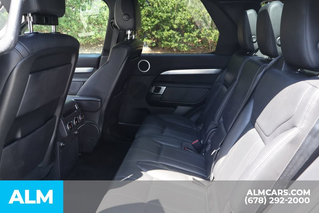 Used 2020 Land Rover Discovery Landmark AWD/4WD image 18
