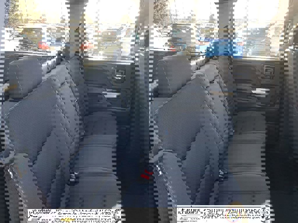 Used 2018 Chevrolet Silverado 1500 LT w/ All Star Edition image 25