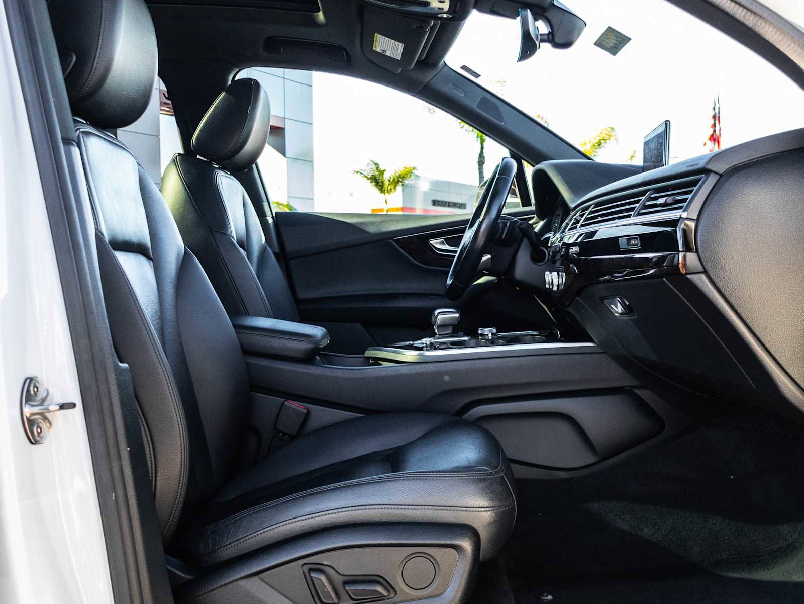 Used 2017 Audi Q7 3.0T Premium Plus image 27