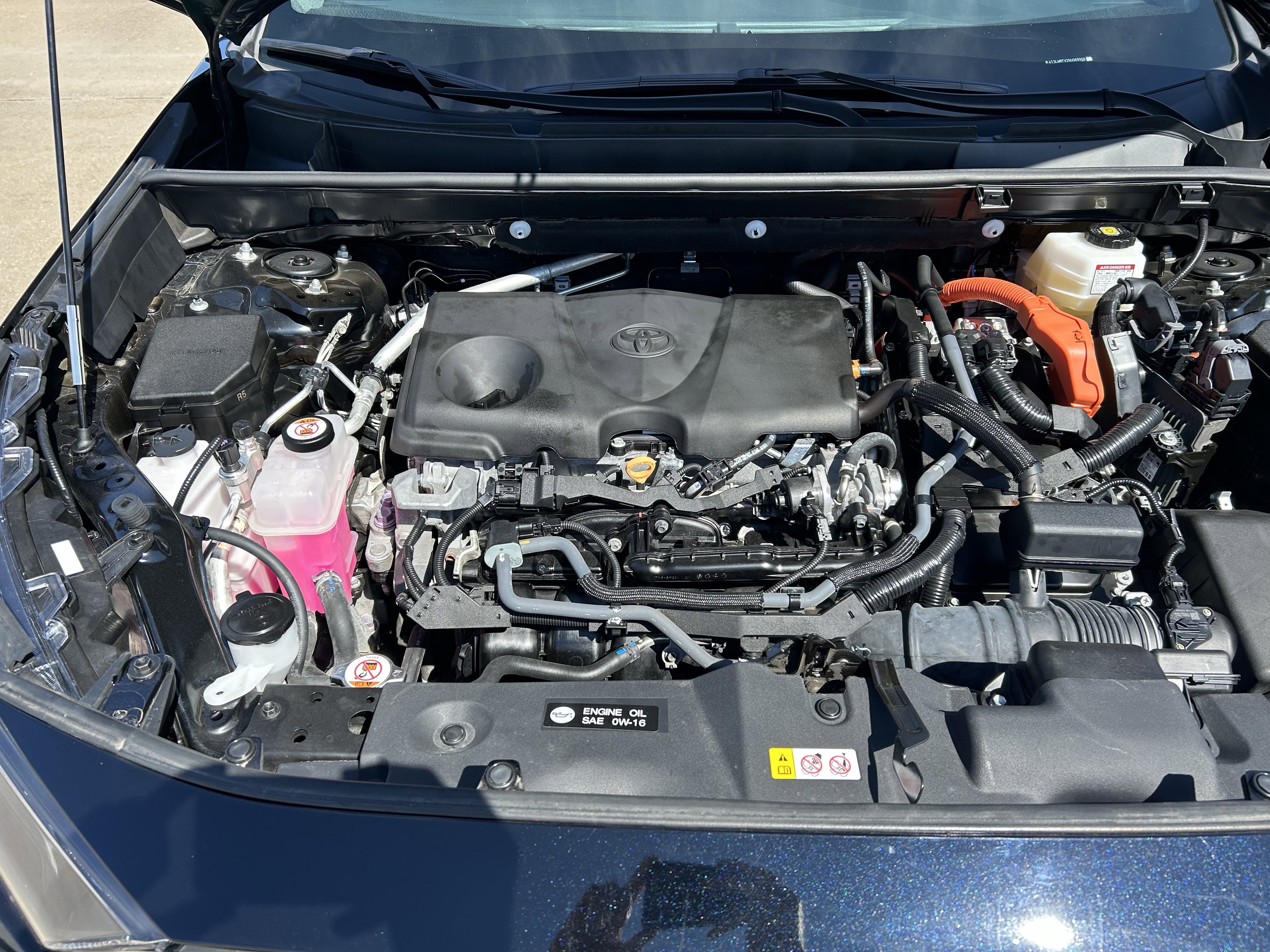 Certified 2022 Toyota RAV4 LE AWD/4WD image 12