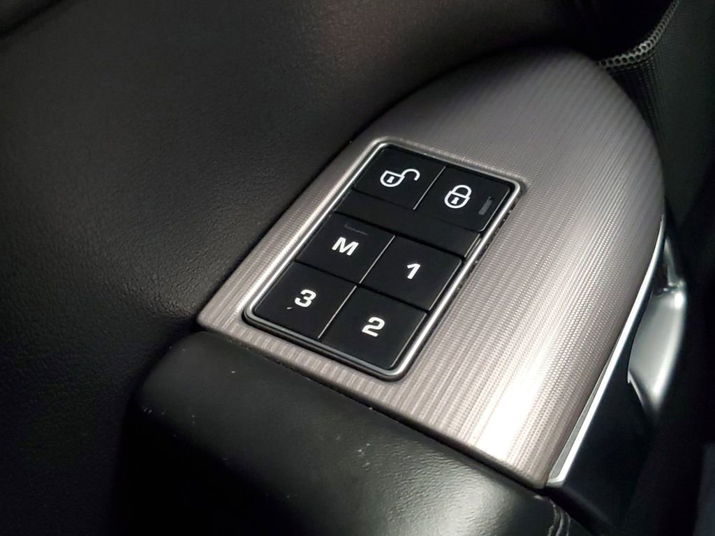 Used 2020 Land Rover Range Rover Sport HSE AWD/4WD image 18