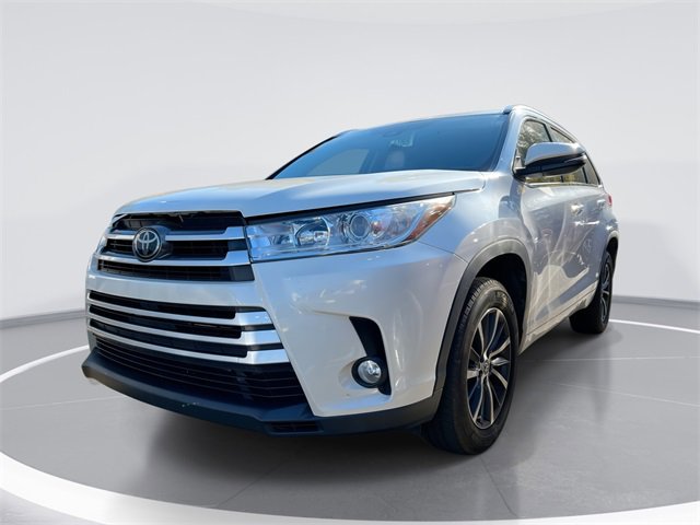 Used 2017 Toyota Highlander XLE