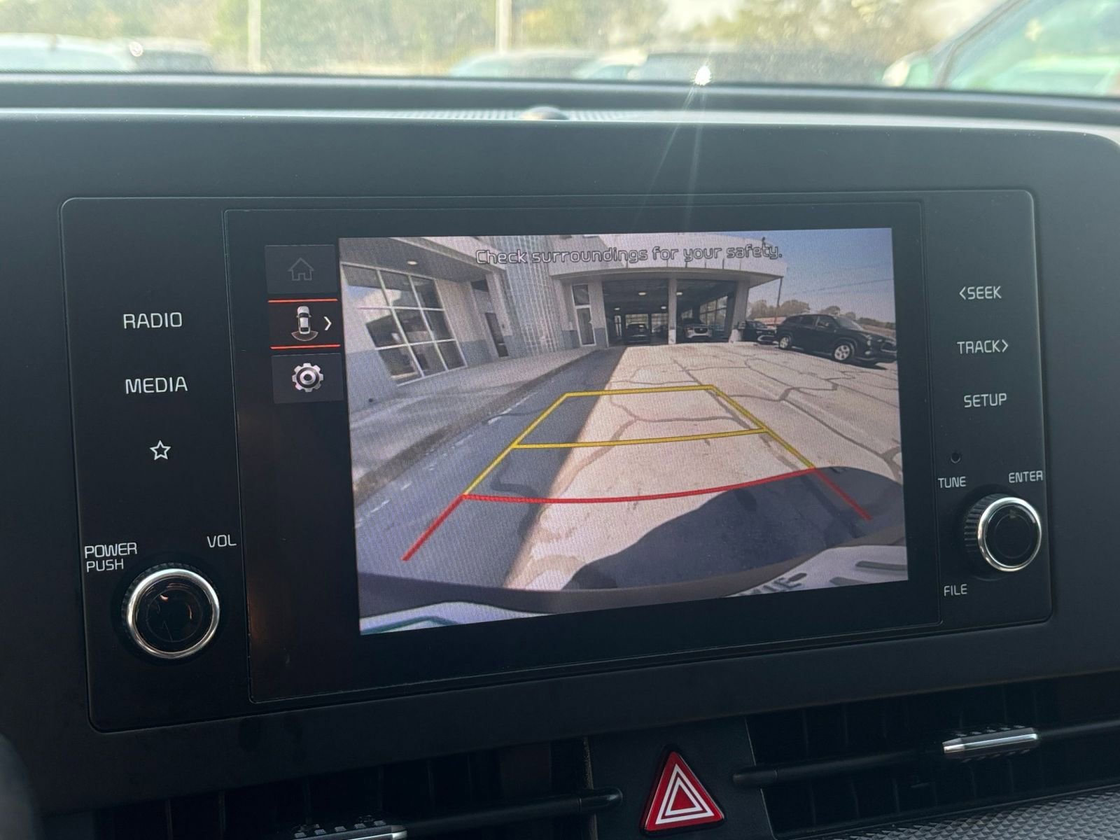 Used 2025 Kia Sportage LX image 23