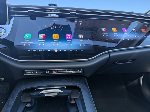 New 2025 Mercedes-Benz E 350 Sedan image 13