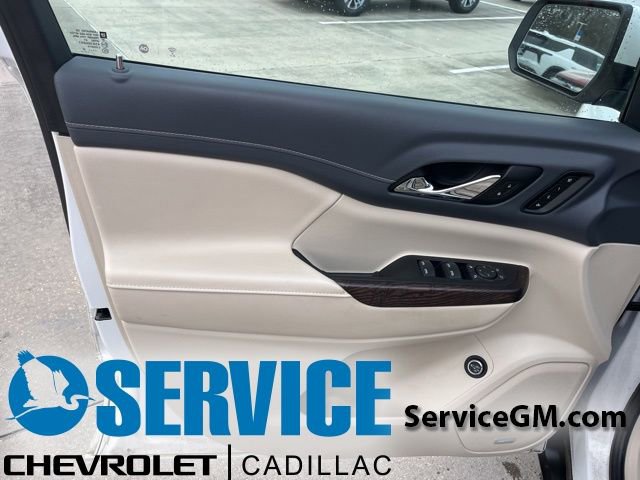 Used 2022 GMC Acadia Denali w/ Denali Ultimate Package image 13