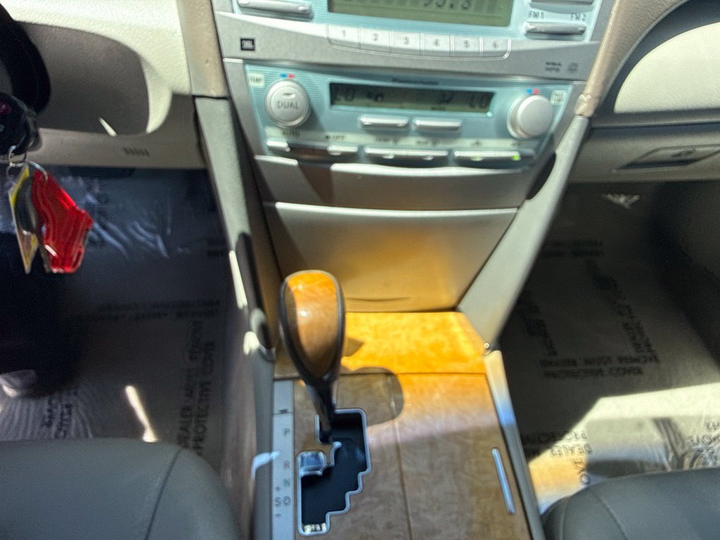 Used 2007 Toyota Camry XLE FWD image 17