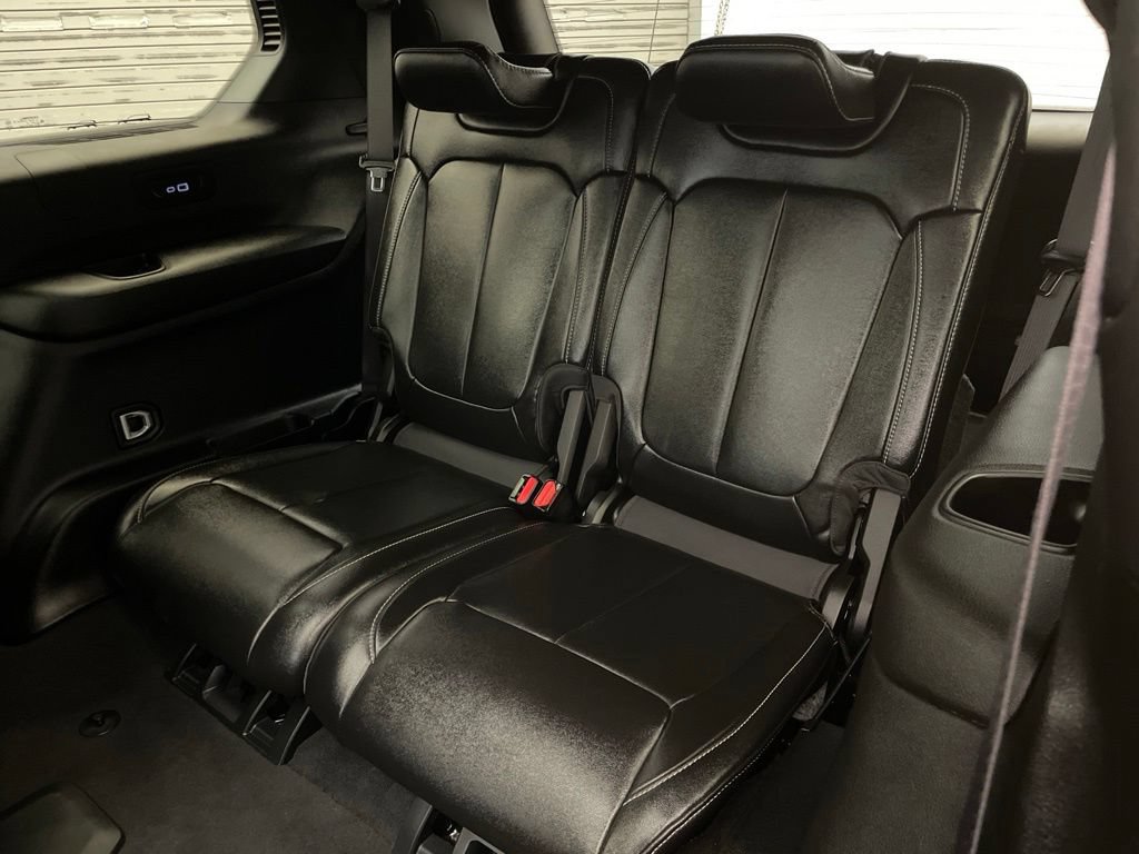 Certified 2024 Jeep Grand Cherokee L Limited AWD/4WD image 25