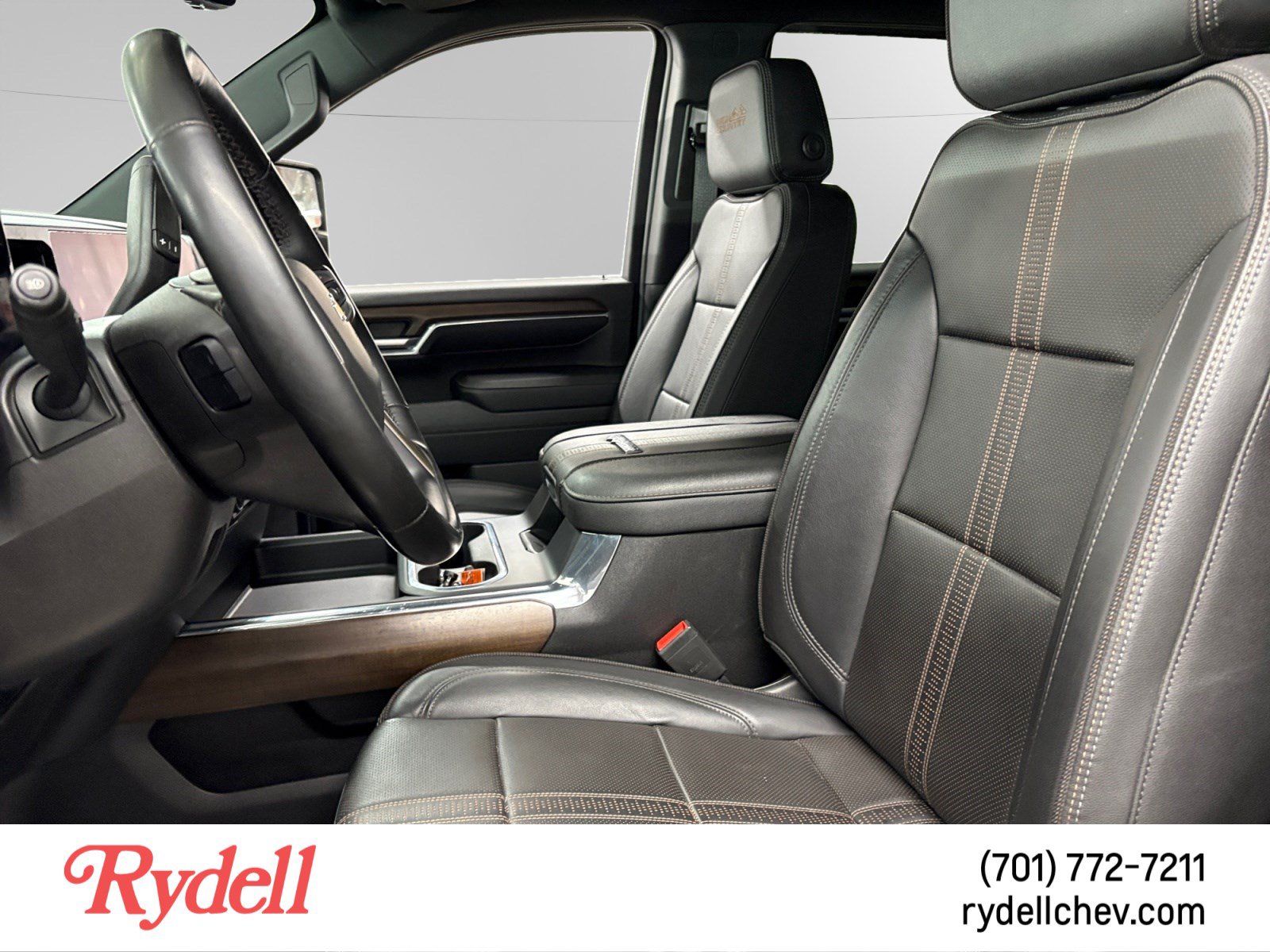 Used 2024 Chevrolet Silverado 3500 High Country w/ High Country Premium Package AWD/4WD image 10