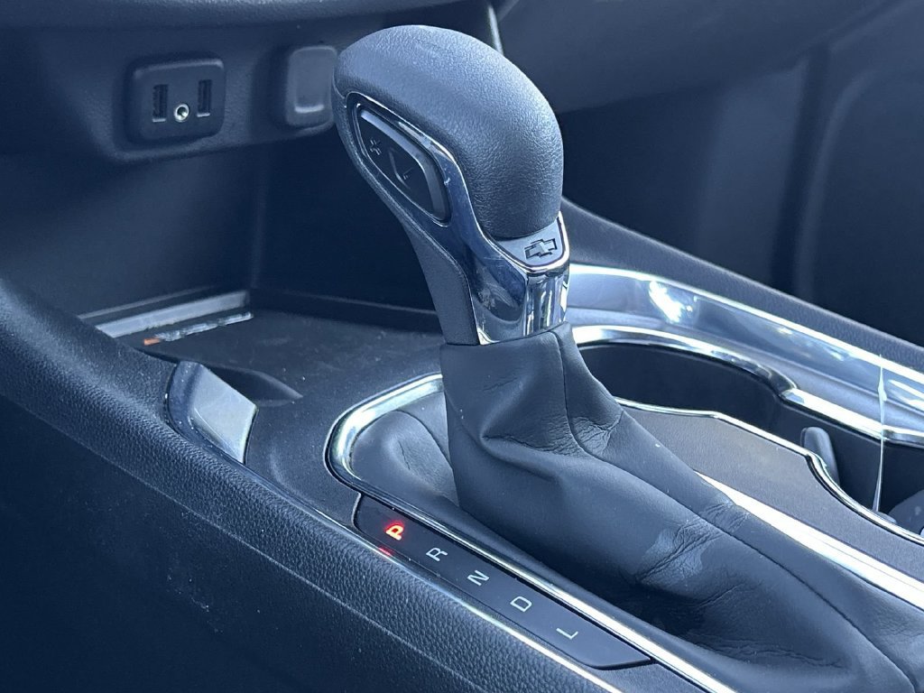 Certified 2023 Chevrolet Traverse LT FWD image 20