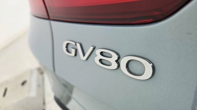 Used 2025 Genesis GV80 3.5T e-SC AWD/4WD image 18