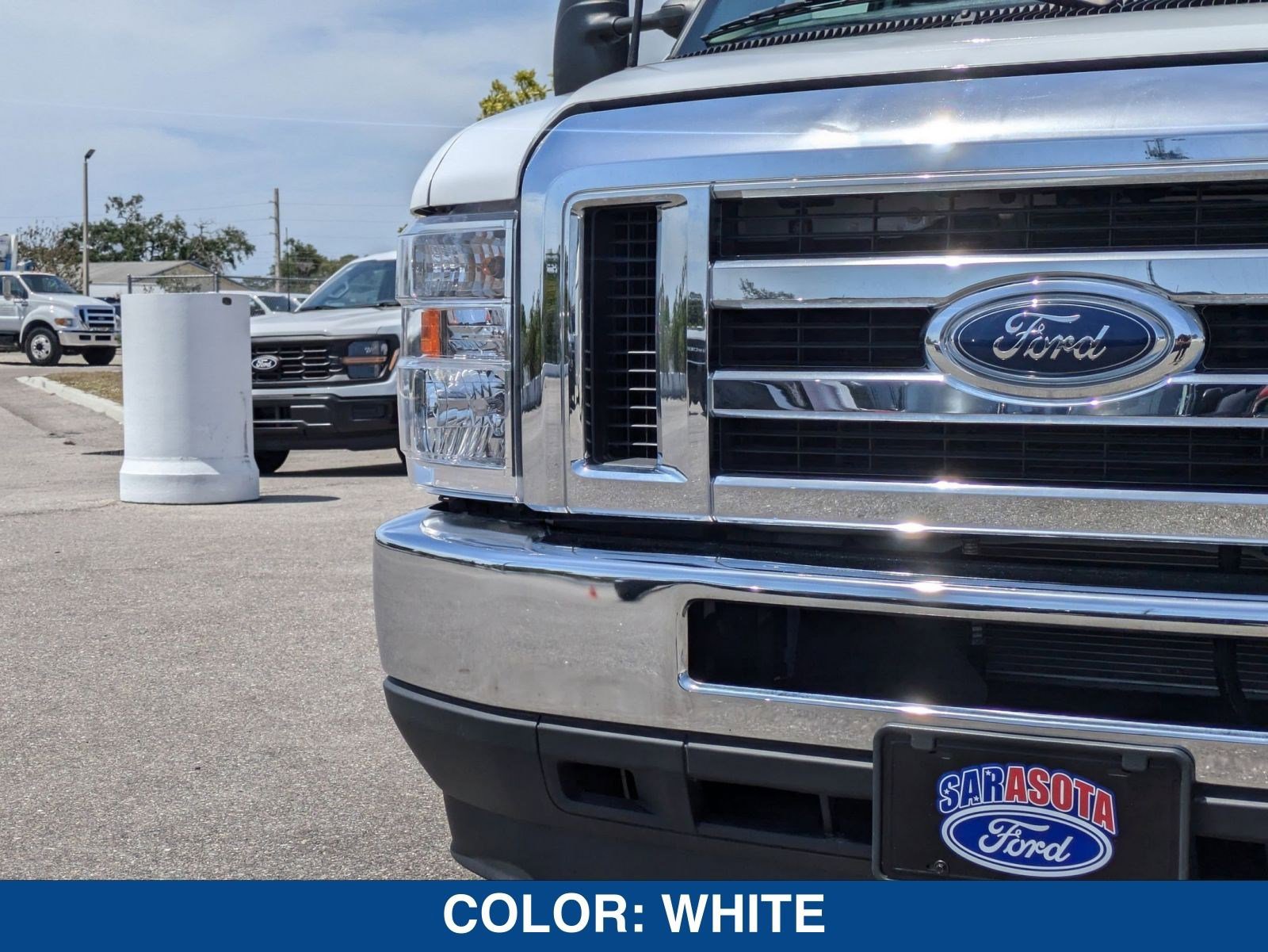 New 2023 Ford E-450 and Econoline 450 Super Duty w/ Power Windows & Locks Group image 10