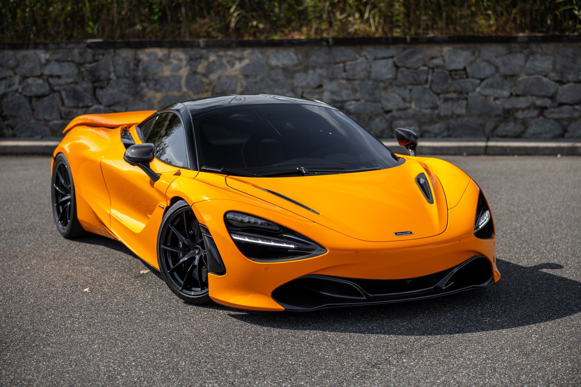 Used 2019 McLaren 720S RWD image 9