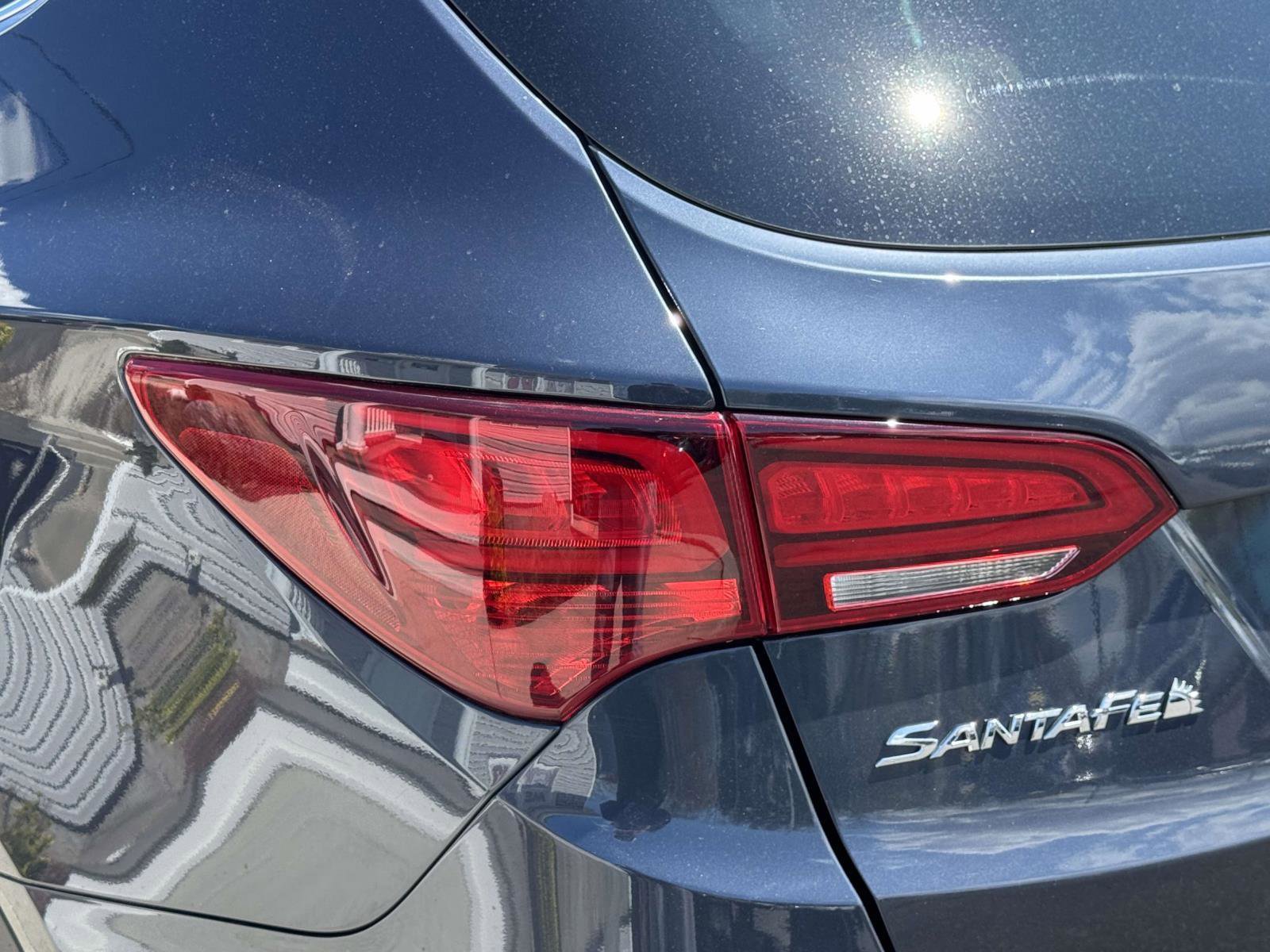 Used 2017 Hyundai Santa Fe Sport w/ Cargo Package AWD/4WD image 8