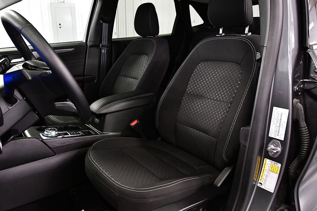 Used 2023 Ford Escape Active w/ Tech Pack #2 AWD/4WD image 27