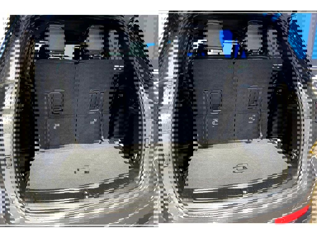 Used 2024 Jeep Grand Cherokee L Laredo image 11