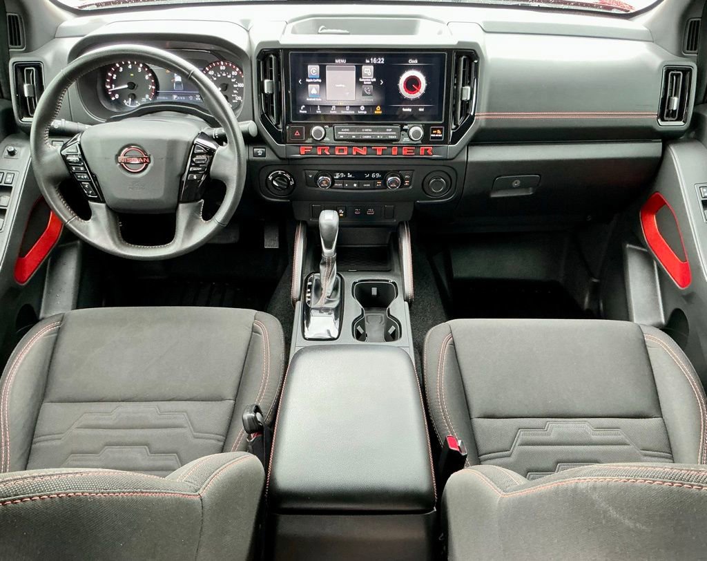 Used 2025 Nissan Frontier PRO-4X AWD/4WD image 33