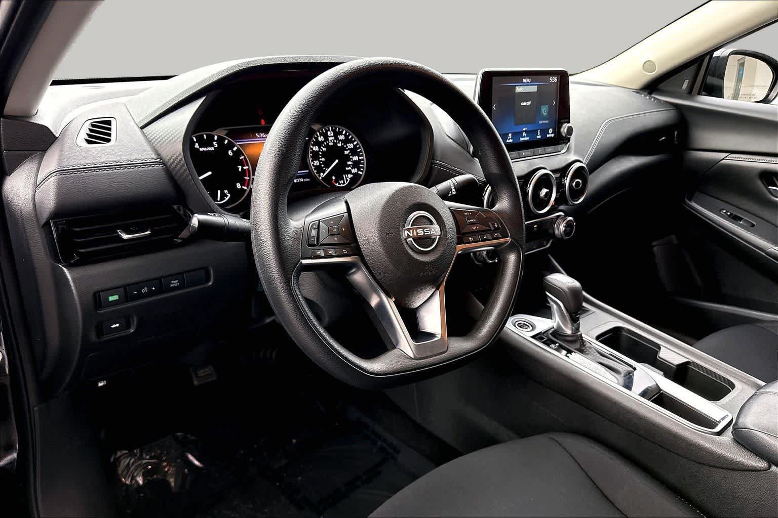 Used 2025 Nissan Sentra SV FWD image 18