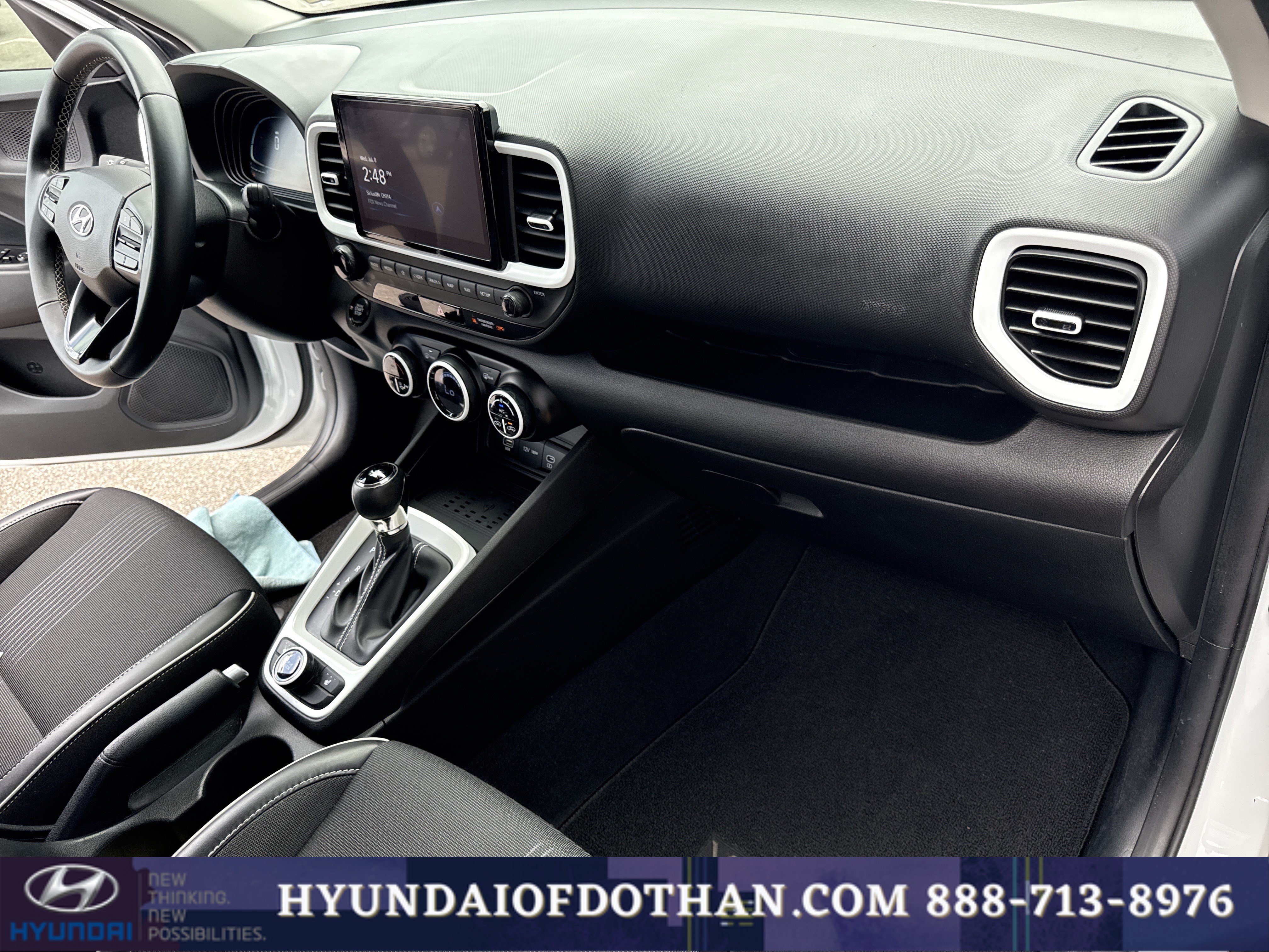 Certified 2023 Hyundai Venue Limited FWD image 16