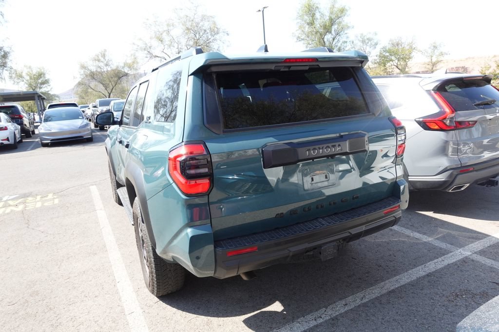 Certified 2025 Toyota 4Runner TRD Off-Road Premium AWD/4WD image 4