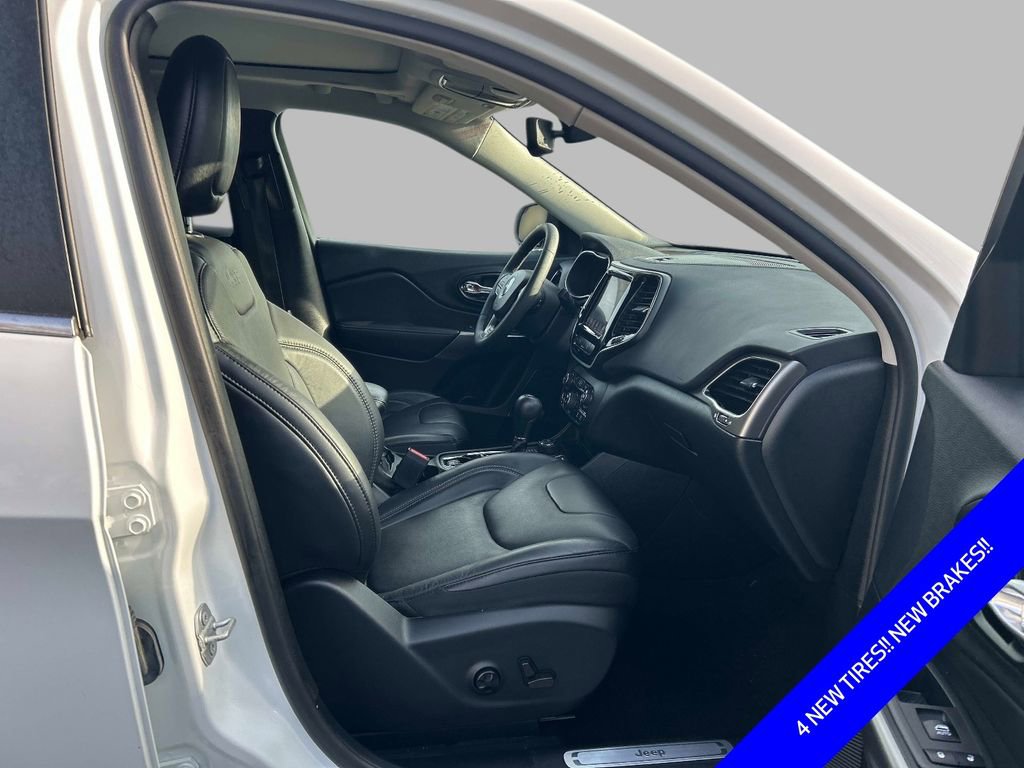 Certified 2021 Jeep Cherokee Limited w/ Elite Package image 18