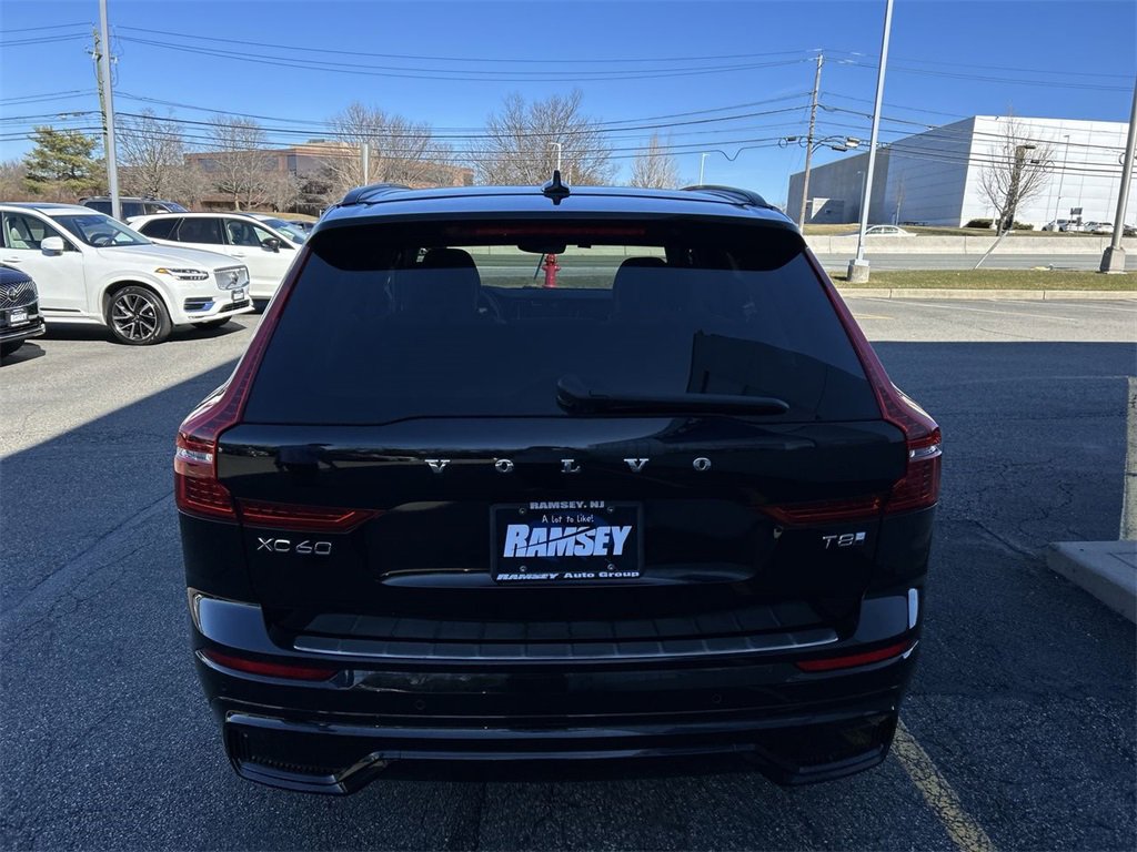 Used 2025 Volvo XC60 T8 Core w/ Protection Package Premier image 16