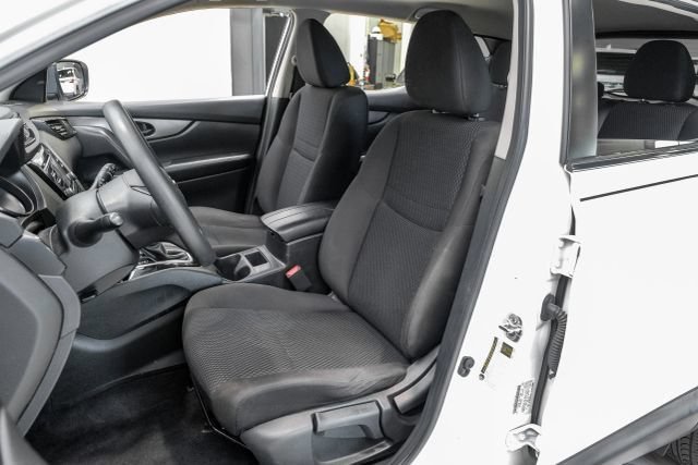 Used 2018 Nissan Rogue Sport S w/ S Appearance Package FWD image 37