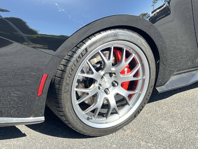 New 2026 Ford Mustang GT Premium w/ GT Performance Package RWD image 7
