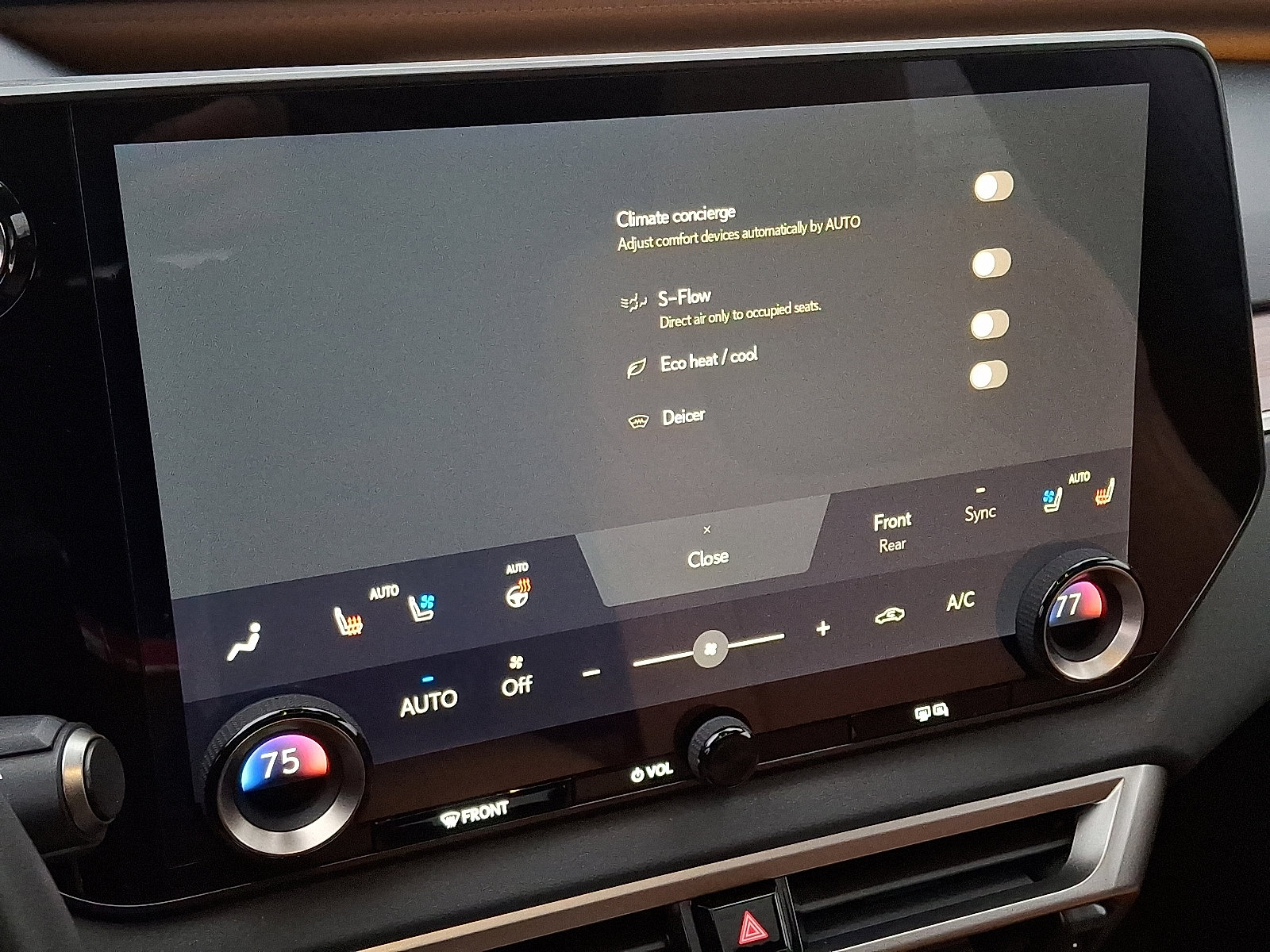 Used 2024 Lexus RX 350 Premium w/ Accessory Package (Z1) image 16