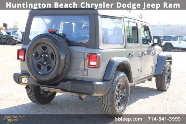Used 2023 Jeep Wrangler Sport image 5