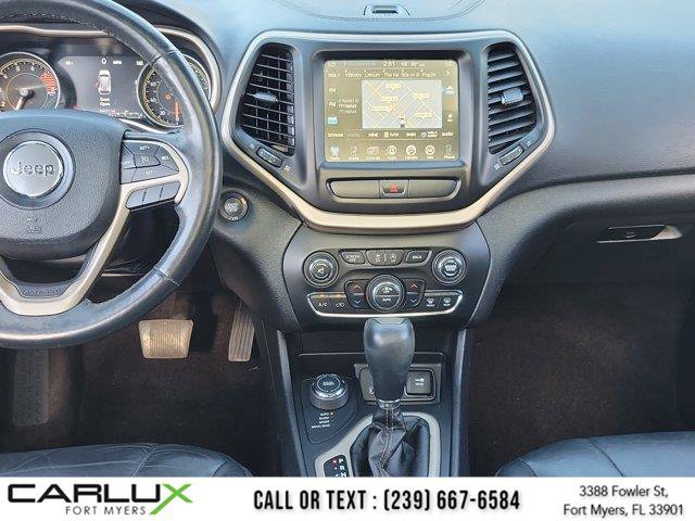 Used 2017 Jeep Cherokee High Altitude AWD/4WD image 19