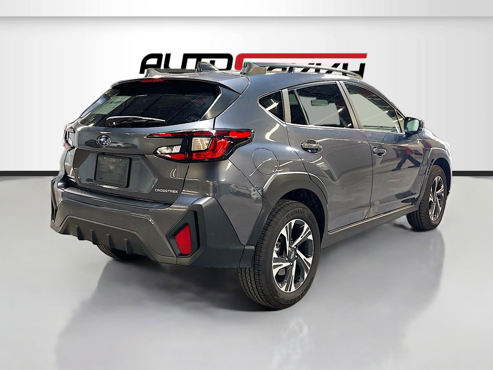 Used 2025 Subaru Crosstrek 2.0i Premium image 7