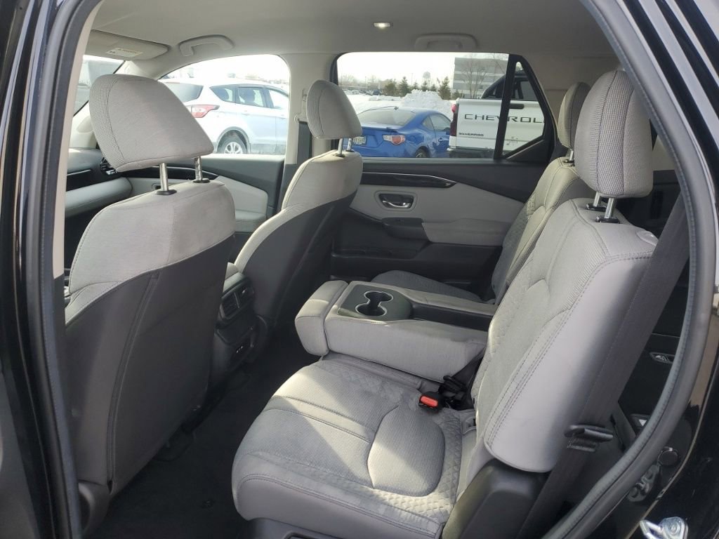 Certified 2024 Honda Pilot LX image 25
