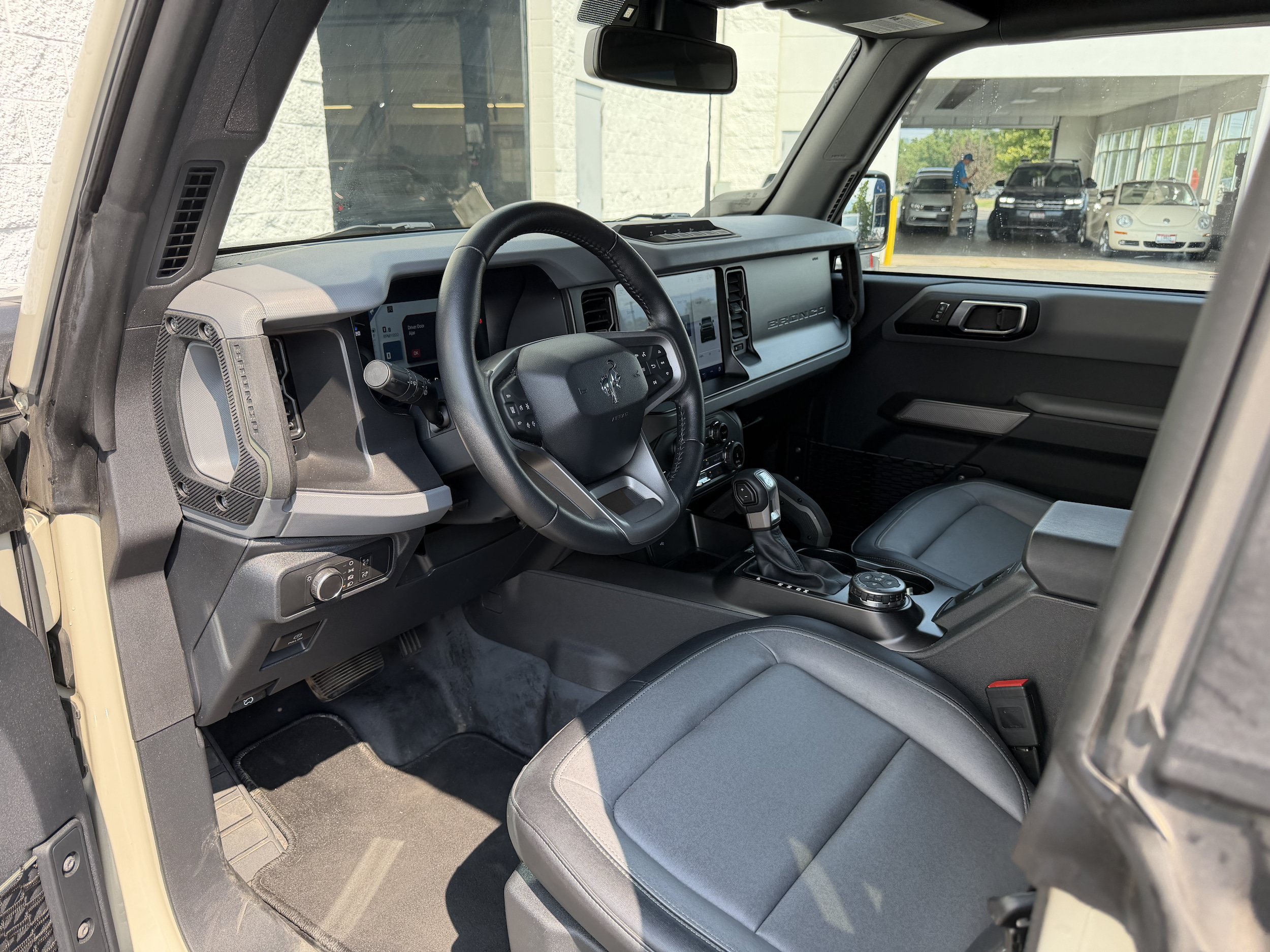 Used 2022 Ford Bronco Everglades AWD/4WD image 10